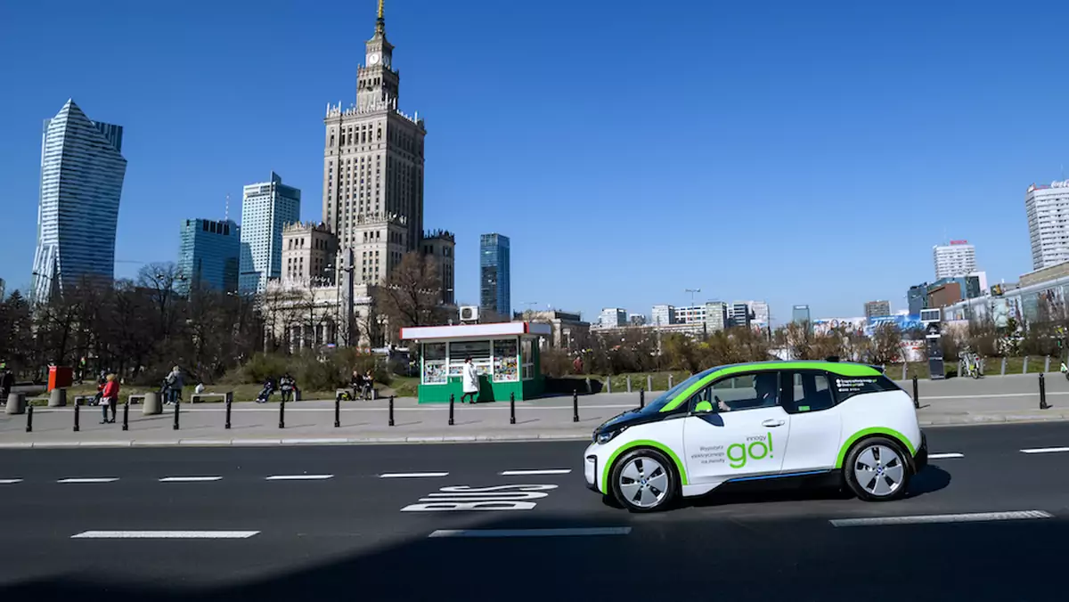 500 elektrycznych BMW i3 do wynajęcia w Warszawie