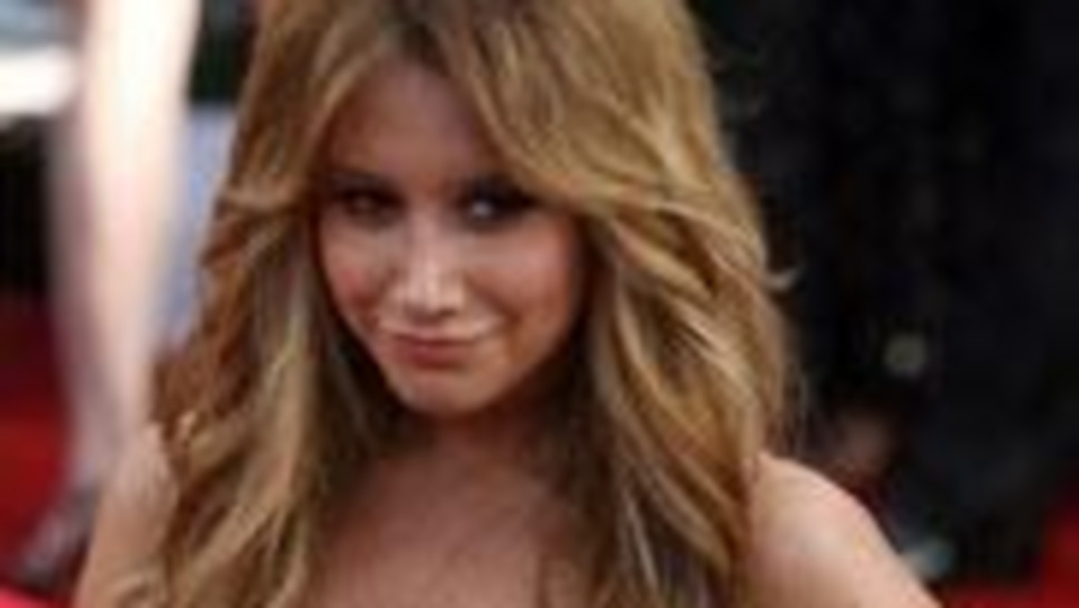 Ashley Tisdale ostrożnie podchodzi do kolejnych związków, ponieważ w przeszłości była zdradzana.