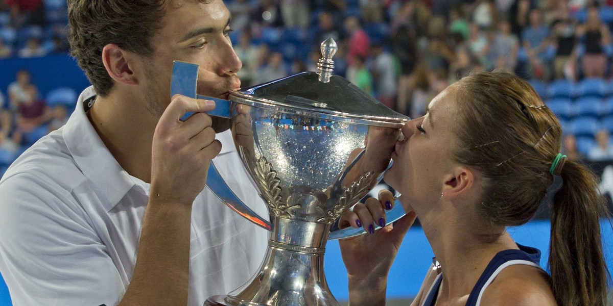 Agnieszka Radwańska i Jerzy Janowicz po wygranej w turnieju Hopman Cup w 2015 roku