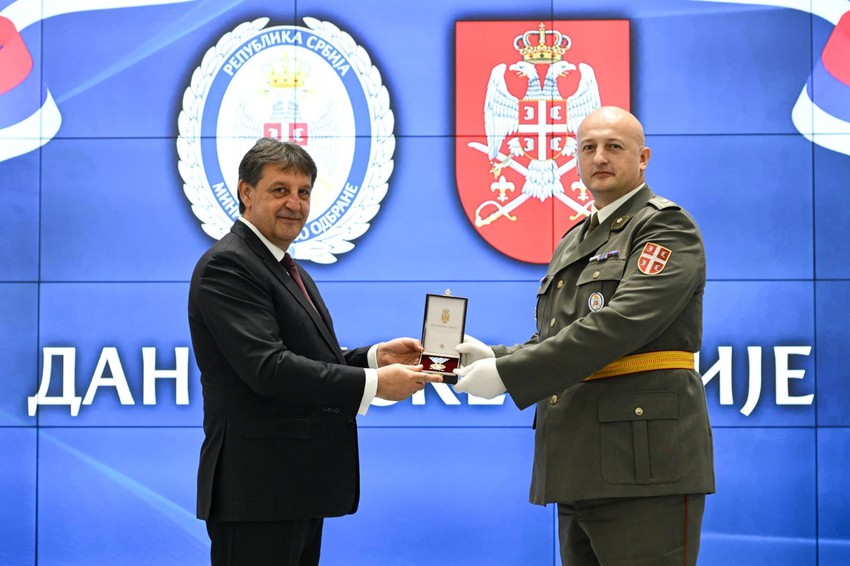 Bratislav Gašić odlikovanja