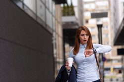 Czas przyspieszył od 2000 roku? Wyniki badań naukowców zaskakują