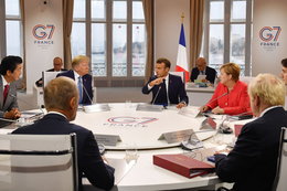 Szef irańskiej dyplomacji niespodziewanie przyleciał na szczyt G7