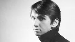 Przystojny, o urzekającym głosie. Gwiazdor PRL zmarł tragicznie, gdy miał 25 lat