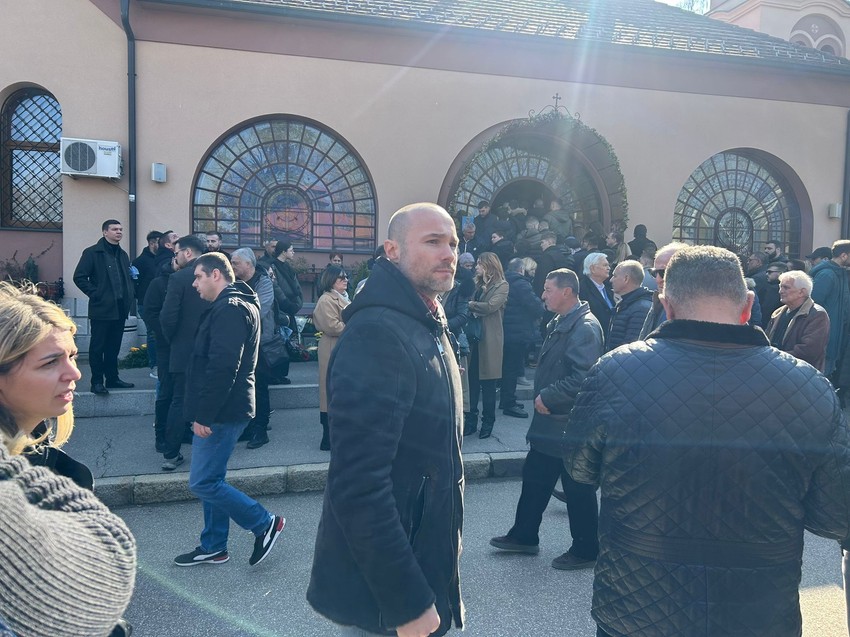Aca Sofronijević na sahrani Bobana Kopunovića