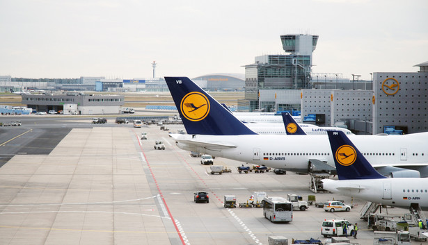 Początkowo informowano, że strajk obejmie tylko loty krajowe w Niemczech i na trasach europejskich.