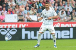 Podolski do kibiców Legii: Słoiki, nauczcie się geografii. Odra nie płynie przez Zabrze