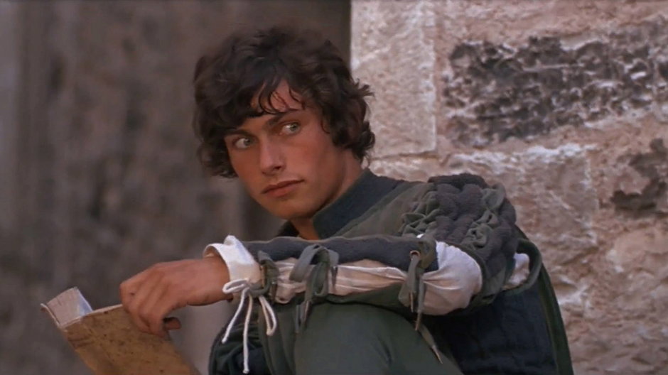 Bruce Robinson na planie filmu "Romeo i Julia", 1968 r.