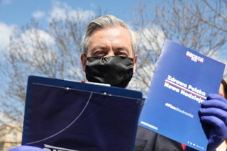 Biedroń: Nie po to czekaliśmy tyle lat, żeby oddawać Kaczyńskiemu te wybory walkowerem