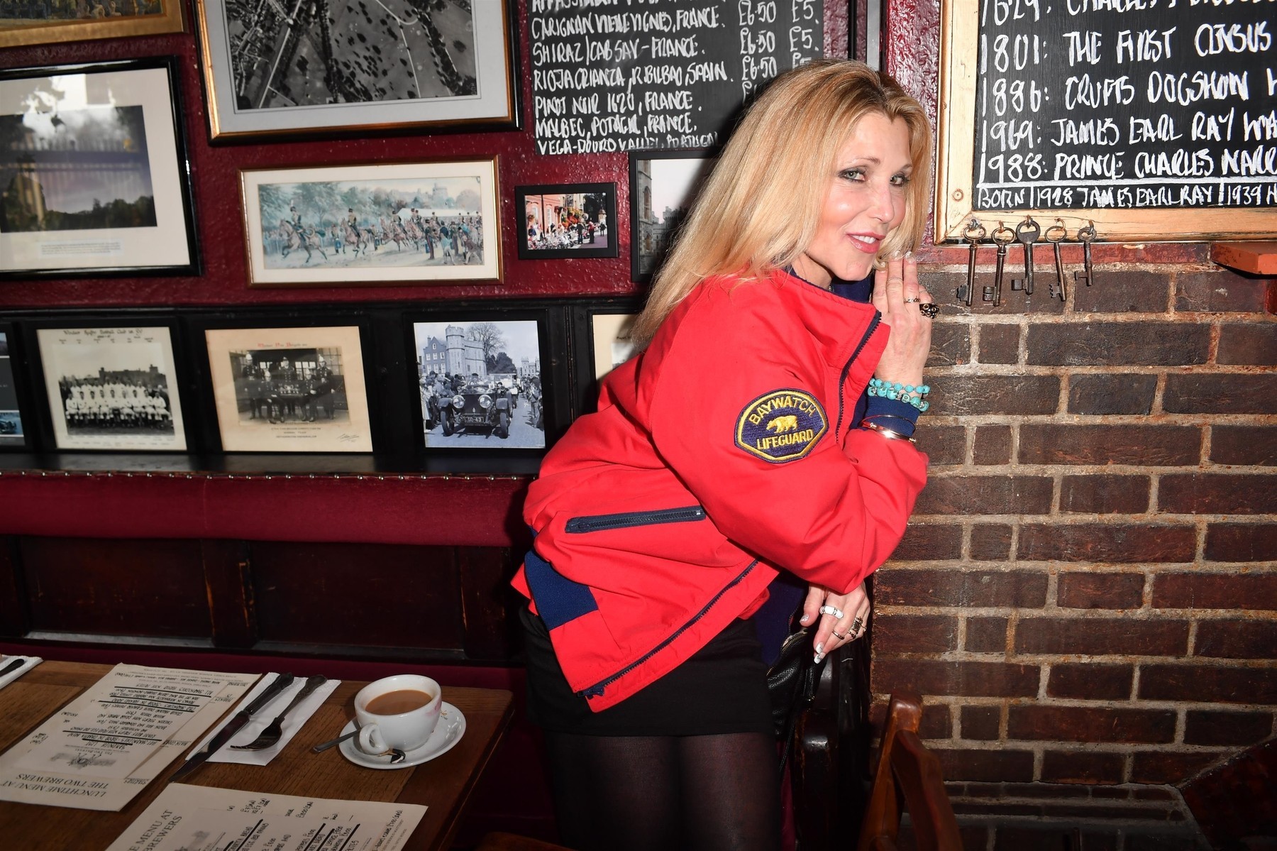 Zomrela herečka Pamela Bach-Hasselhoff.