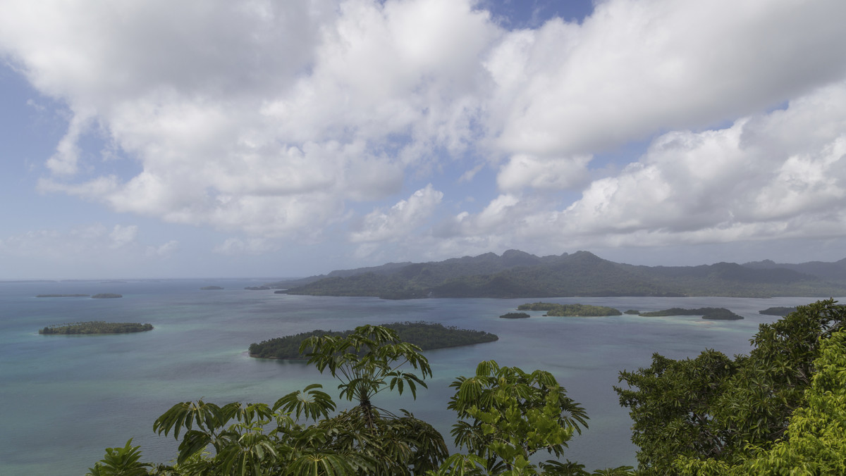 Pięć wysp z Archipelagu Salomona zniknęło pod powierzchnią Pacyfiku. Odkrycia tego dokonali australijscy naukowcy badający wzrost poziomu oceanów.