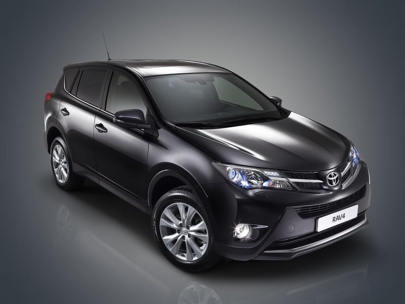 Czwarta generacja Toyoty RAV4 zadebiutowała w Los Angeles