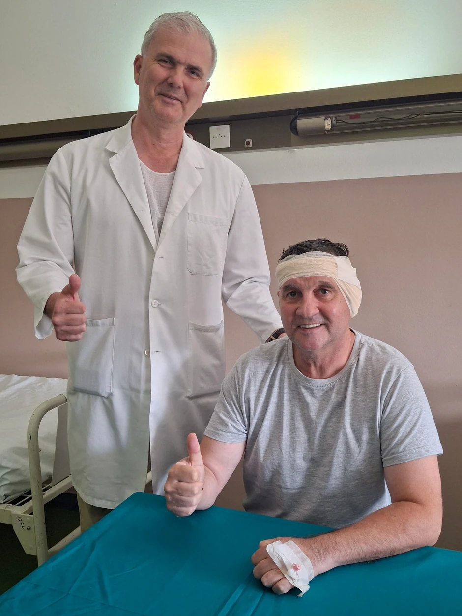 Šahista Dragan Živić iz Niša i prof. dr Dušan Milisavljević