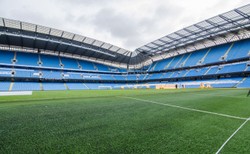 Manchester City rozbuduje swój stadion