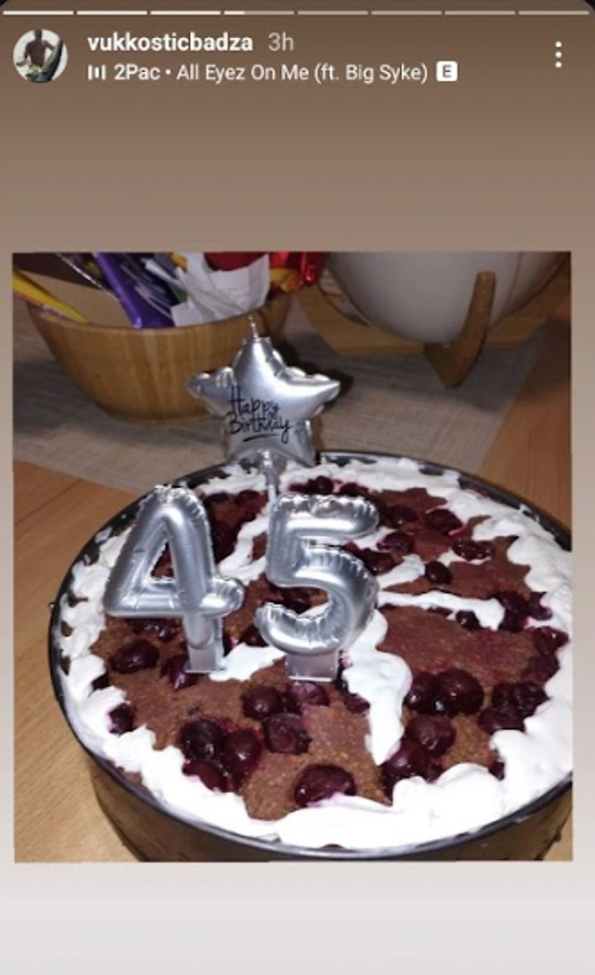 Vuk Kostić rođendanska torta 