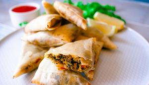 Chicken Samosas [DarylsKitchen]