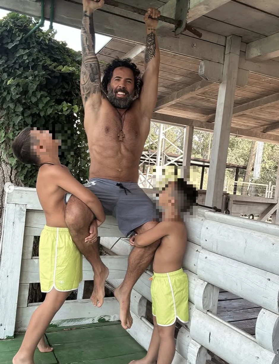 Muž i sinovi Seke Aleksić