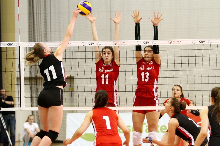 Tęsknicie za 'Złotkami'? One je zastąpią. Są równie utalentowane i piękne