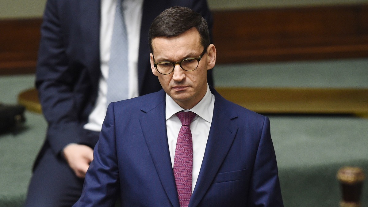 Nowy polski premier Mateusz Morawiecki wykorzystał swoje expose do złagodzenia stanowiska rządu w Warszawie w kwestii jednego z wielu sporów z Brukselą, ale jednocześnie zapowiedział kontynuację polityki gabinetu Beaty Szydło - pisze dziś "Financial Times".