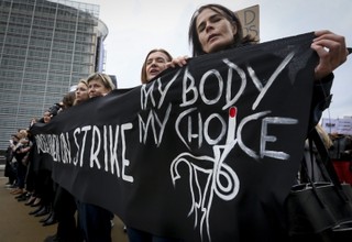 'Czarny protest' przed instytucjami UE w Brukseli