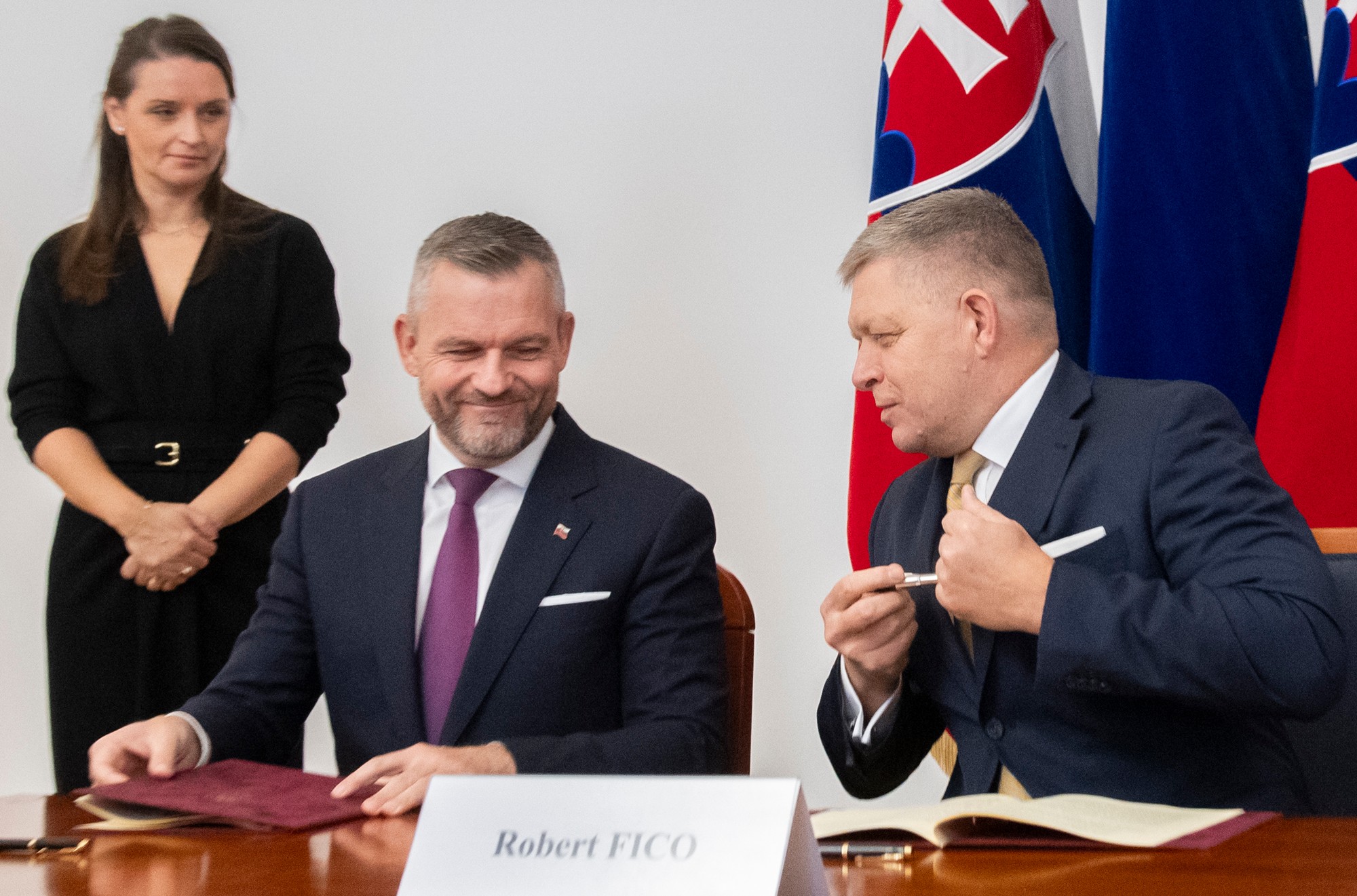 Predseda strany Hlas-SD Peter Pellegrini a predseda Smer-SD Robert Fico.