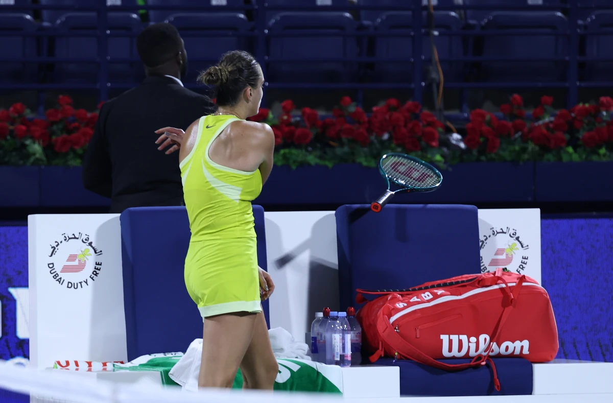 Wielka sensacja w Dubaju! Wściekła Aryna Sabalenka rzuciła rakietą