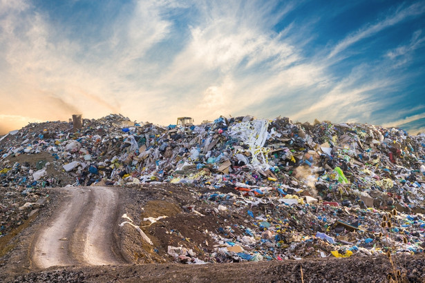 Wiceminister środowiska: Walka z mafią śmieciową to priorytet rządu