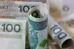 Dalej pozostają niskie kwoty świadczeń rodzinnych: 95 zł, 215,84 zł, 400 zł. Bez podwyżki i waloryzacji?