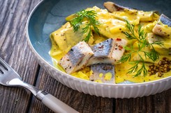 Śledzie w musztardzie Jakuba Kuronia to prawdziwy hit. Idealne na świąteczny stół