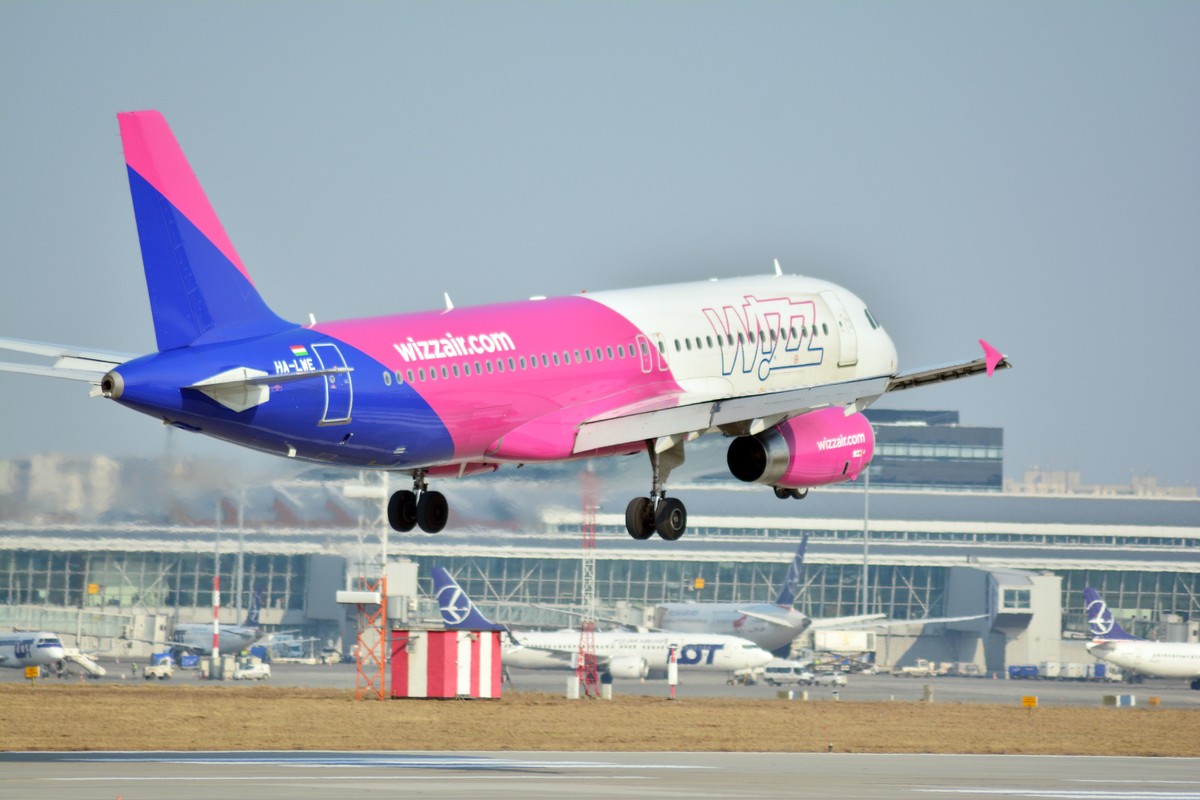 Wizz Air zwiększa flotę w Warszawie. Zapowiada też nowe kierunki