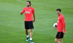 El. ME 2020: Krychowiak wrócił do treningów. Glik wciąż walczy z kontuzją