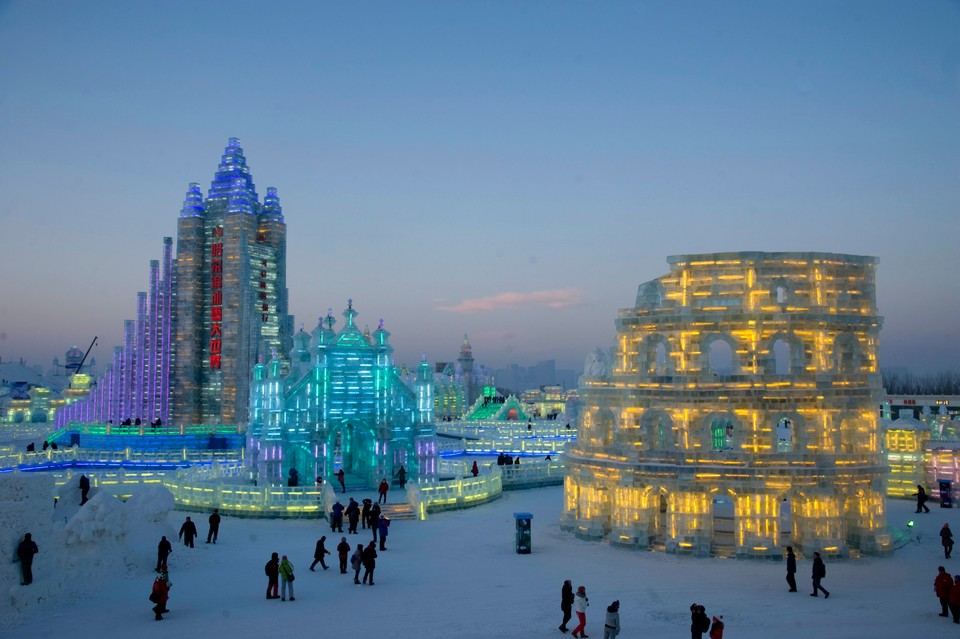 CHINA HARBIN ICE AND SNOW WORLD