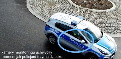 Nieprzytomny 3-latek, z pianą toczącą się z ust, musiał czym prędzej trafić do szpitala. Pomogli policjanci