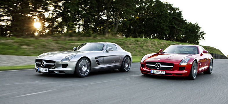 Mercedes SLS AMG i Mclaren MP4-12C