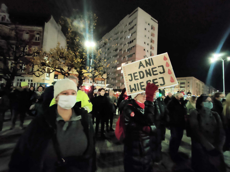 Protest pod hasłem "Ani jednej więcej" w Szczecinie
