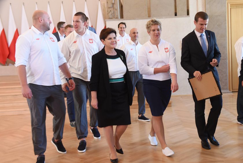 Premier Beata Szydło pogratulowała polskim medalistom z igrzysk Rio 2016