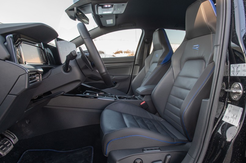 Volkswagen Golf R Black Edition