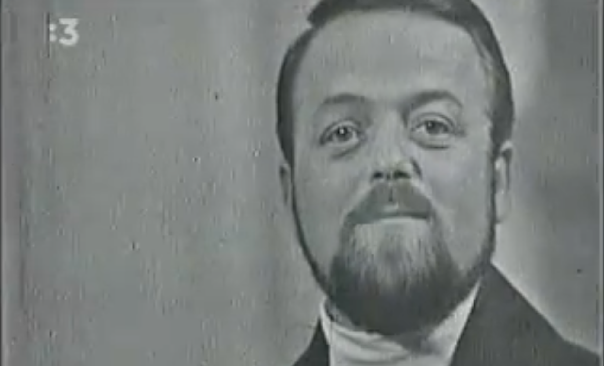 Spevák Zdeněk Sychra. 