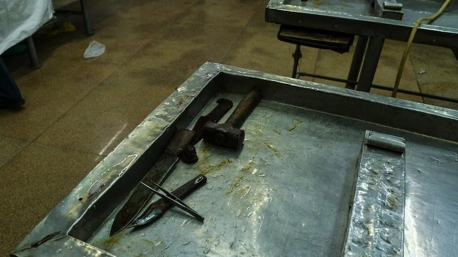 U Indiji, alatke za autopsije variraju od visokotehnoloških do najosnovnijih | Foto: Getty Images