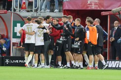 Piłkarze Pogoni ocalili głowę trenera Kolendowicza. Widzew trzeci raz z rzędu bez zwycięstwa