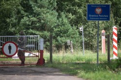 Błaszczak o granicy polsko-białoruskiej: 80 km ogrodzenia i 130 km zasieków