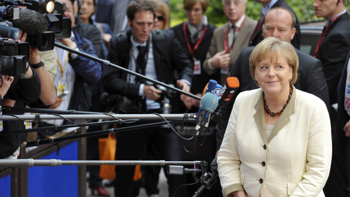 Wyrok Federalnego Trybunału Konstytucyjnego w sprawie pakietów ratunkowych dla krajów strefy euro "absolutnie potwierdził" słuszność polityki chadecko-liberalnego rządu - oceniła w Bundestagu niemiecka kanclerz Angela Merkel.