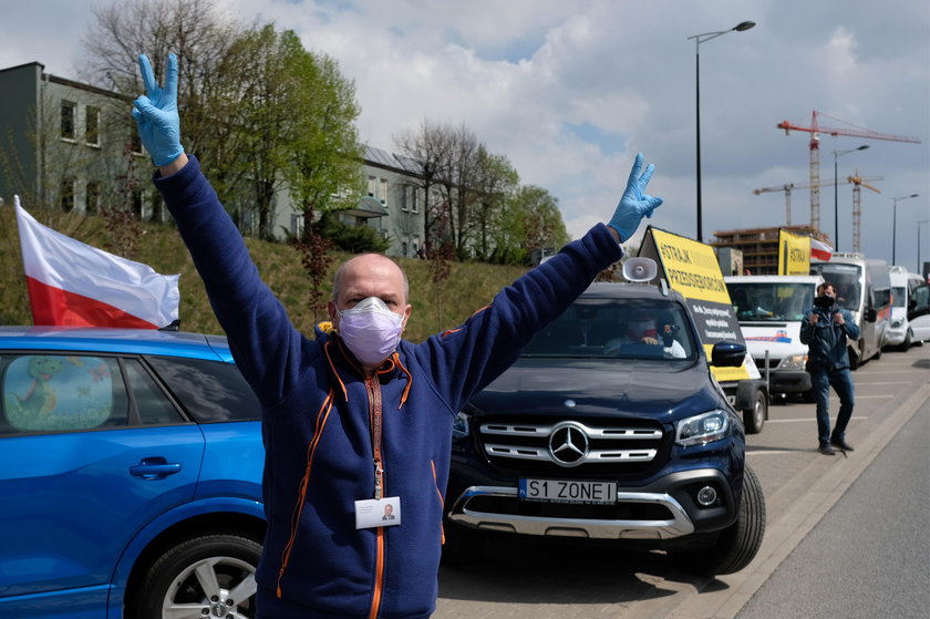 Katowice. Protest przedsiębiorców, którzy domagają się odmrożenia gospodarki