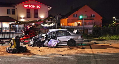 Bmw przewróciło traktor. Koszmarny wypadek w Radonicach. Przerażające NAGRANIE