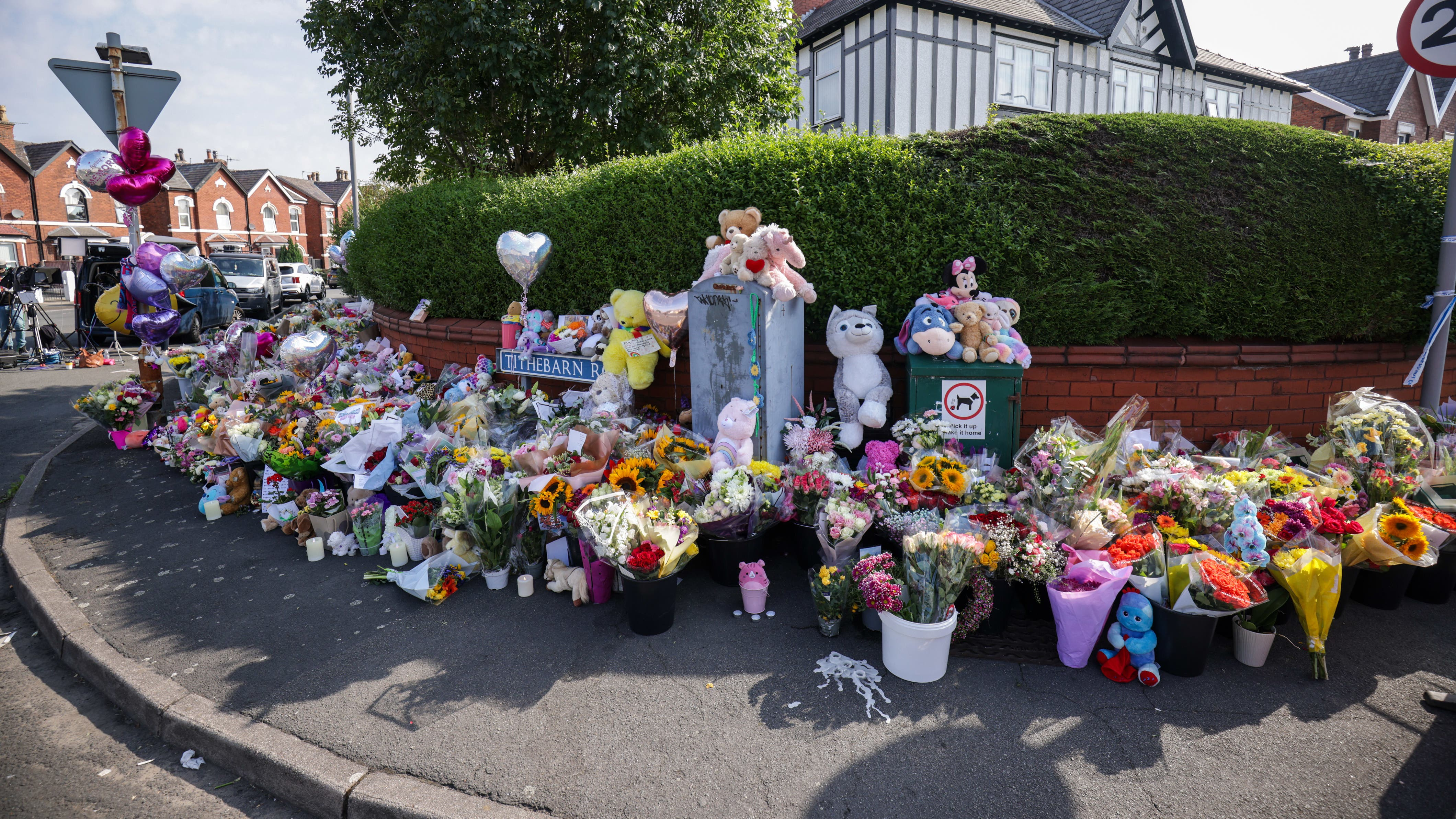 Southport inquiry: Father warned teacher of son's attack threat