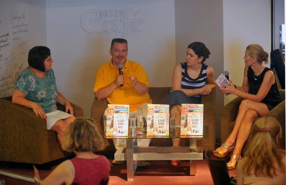 O novom načinu podsticanja čitanja danas su govovrili: Ružica Merovah, Nenad Dropulić, Jelena Milošević i Vanja Gavrovski