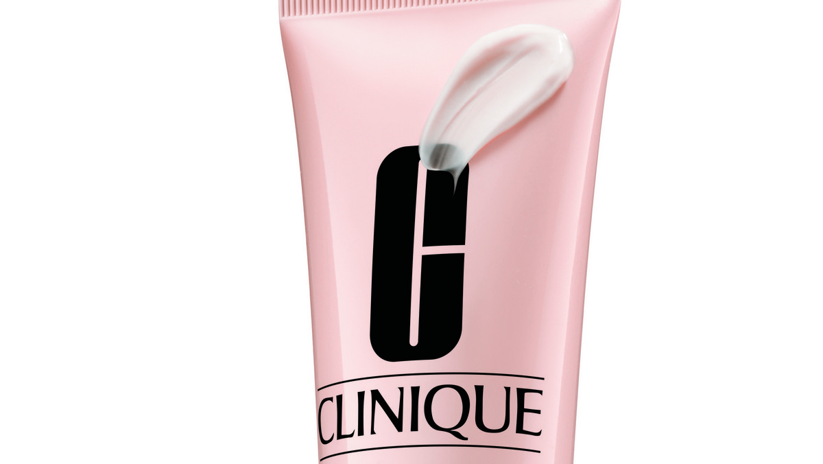 Clinique oferuje nową maseczkę nawilżającą Moisture Surge Overnight Mask . Skóra jest wyjątkowo podatna na utratę wilgoci wieczorem, kiedy wpływ bariery ochronnej jest mniejszy. Maseczka do twarzy Moisture Surge Overnight Mask  dostarcza skórze właściwego i długotrwałego nawilżenia. Jej receptura wnika w głębokie warstwy skóry, działa regenerująco, łagodząco i dodatkowo wspiera proces wiązania wilgoci w skórze.