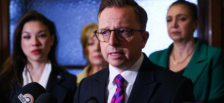"Rozliczymy aferę respiratorową". Joński: Do samego dna