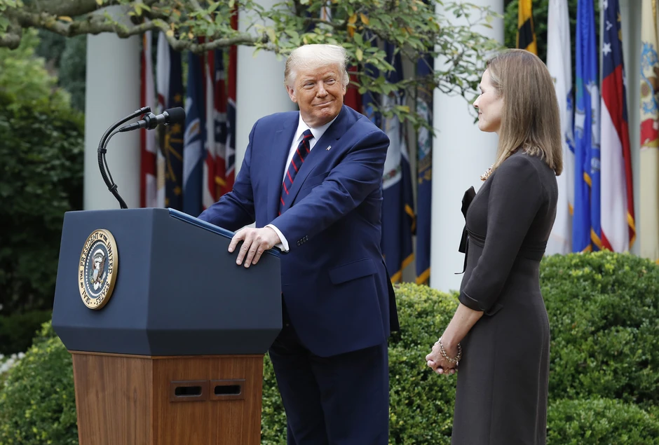 Tramp imenovao Ejmi Koni Baret za Vrhovni sud