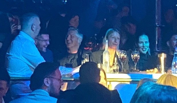 Ana, Švajni