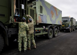 Przerzucają setki żołnierzy do Polski. Kolejny kraj ruszył pilnować Rosjan